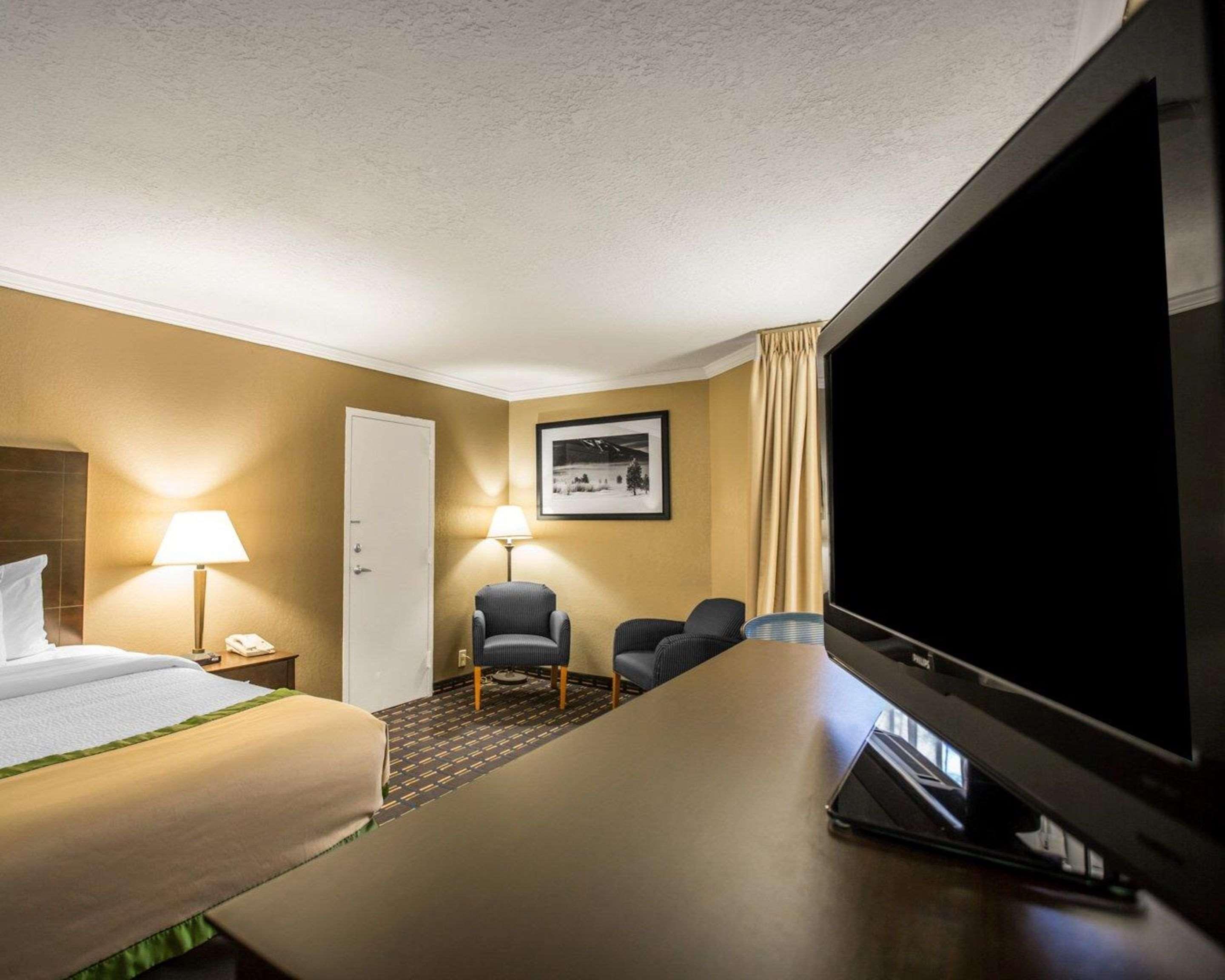 Clarion Inn Asheville Airport Fletcher Dış mekan fotoğraf