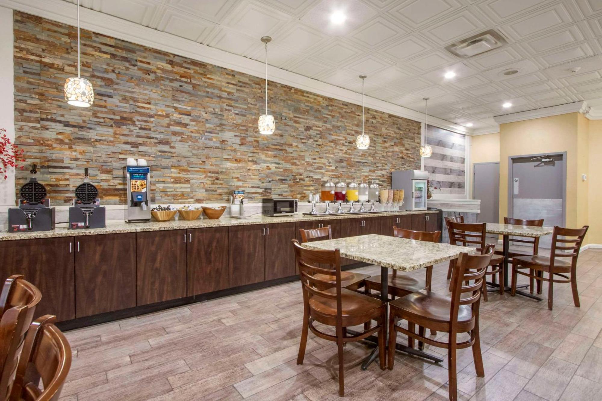 Clarion Inn Asheville Airport Fletcher Dış mekan fotoğraf