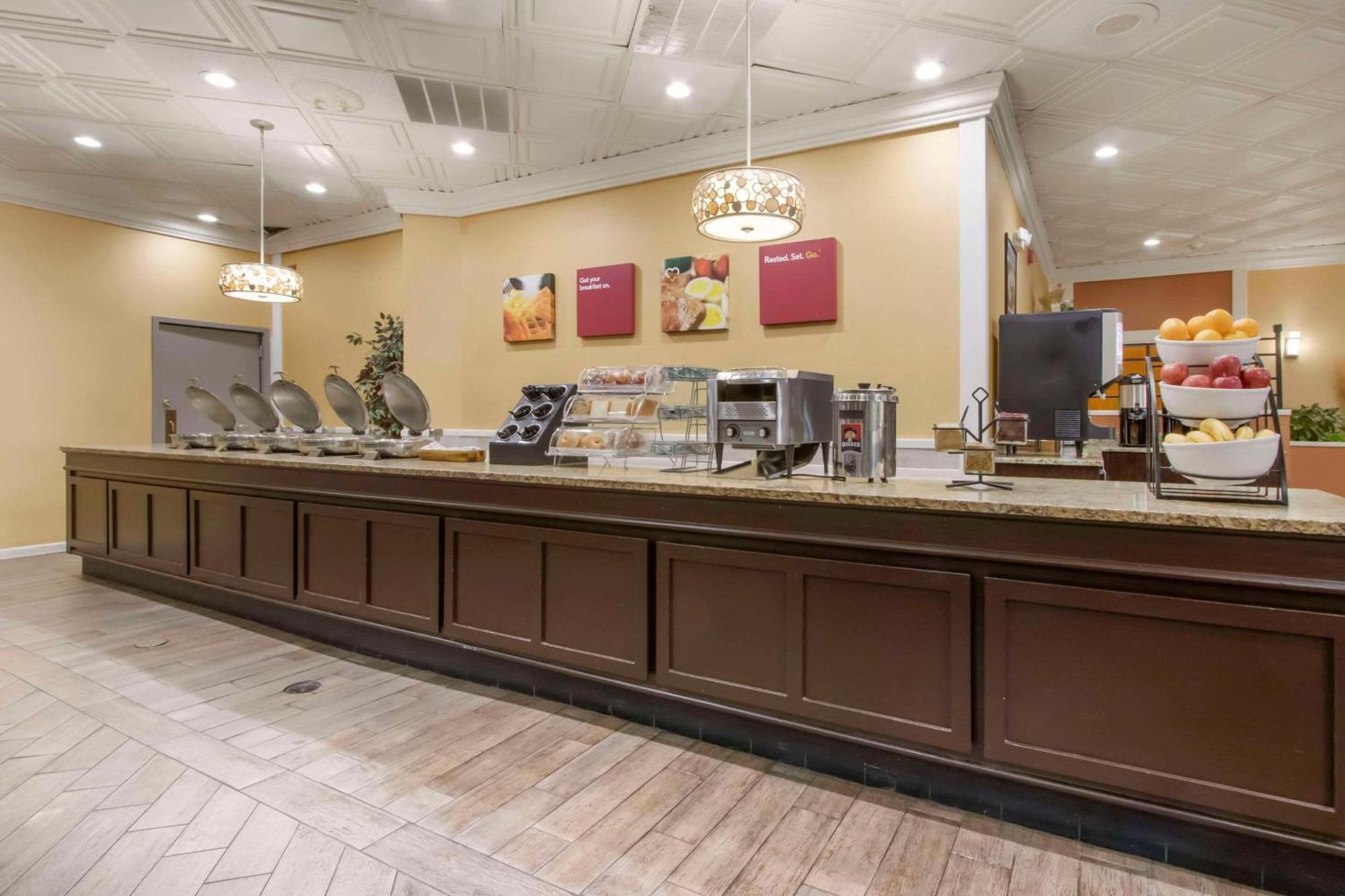Clarion Inn Asheville Airport Fletcher Dış mekan fotoğraf