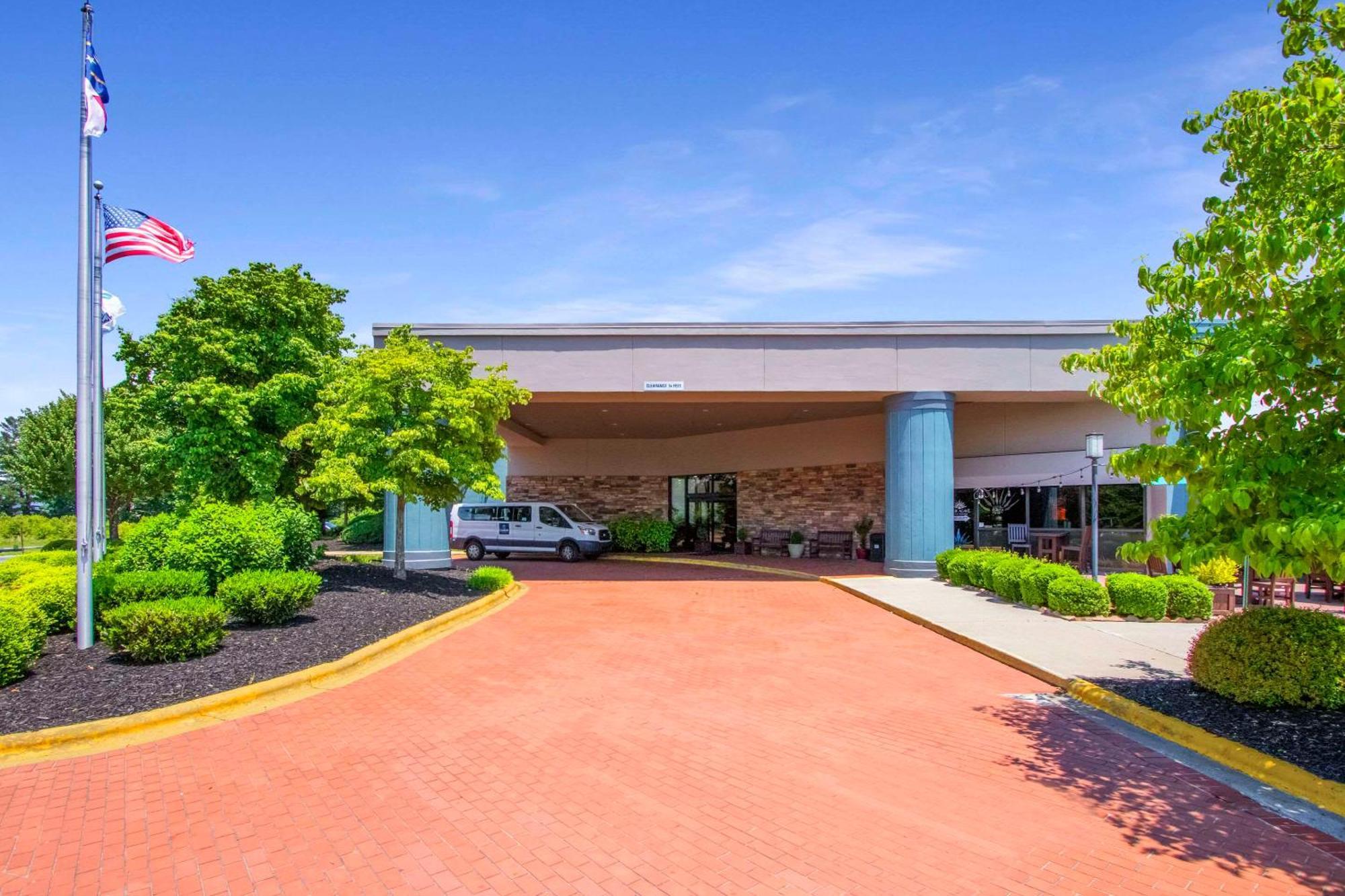 Clarion Inn Asheville Airport Fletcher Dış mekan fotoğraf